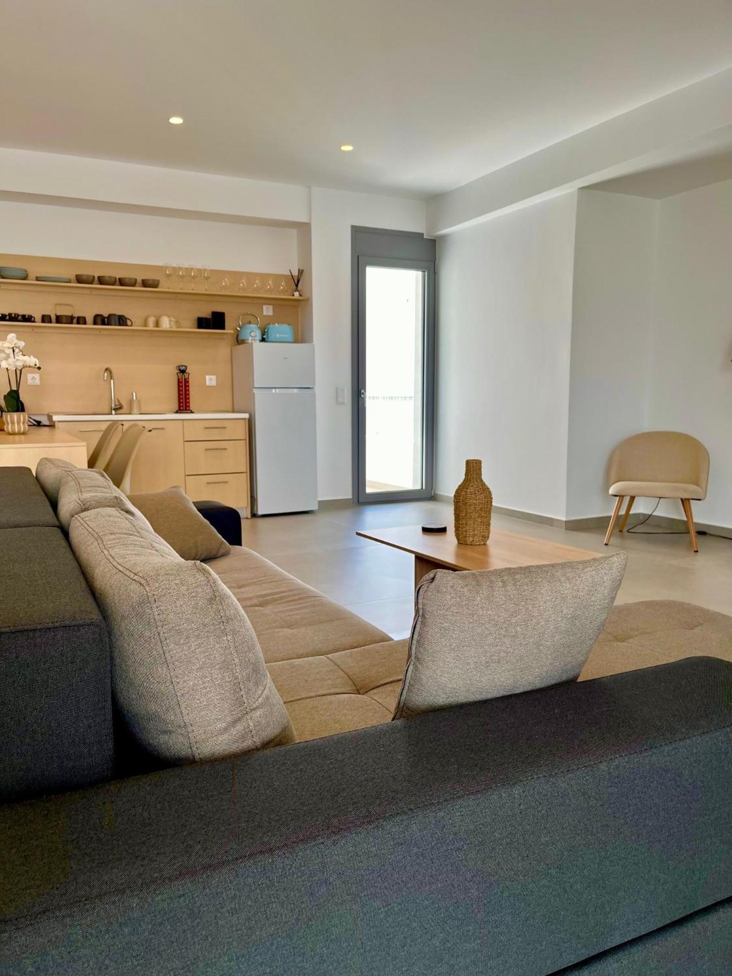 White Luxury Apartment Трикала Экстерьер фото